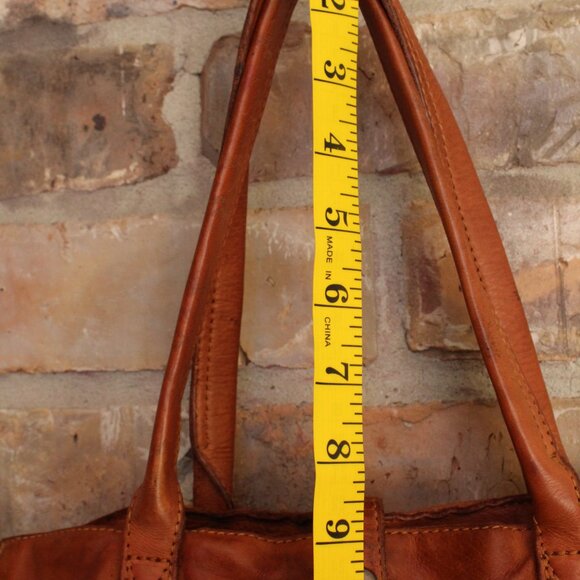 Frye Shoulder Bag Vintage Rustic British Tan Leather Clean lining - Picture 8 of 16